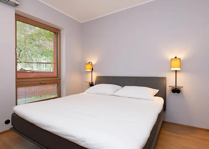 Self-Check-In Spacious 1 Bedroom Apartment With Terrace And Free Parking