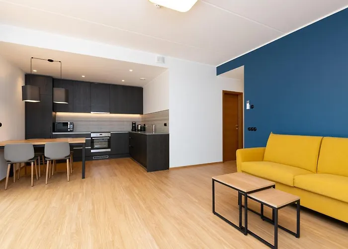 Self-Check-In Spacious 1 Bedroom Apartment With Terrace And Free Parking